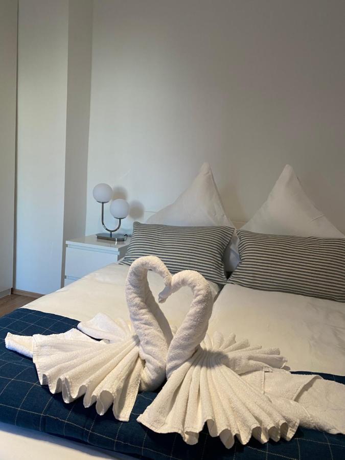 Gemutliche Mitten In Cologne